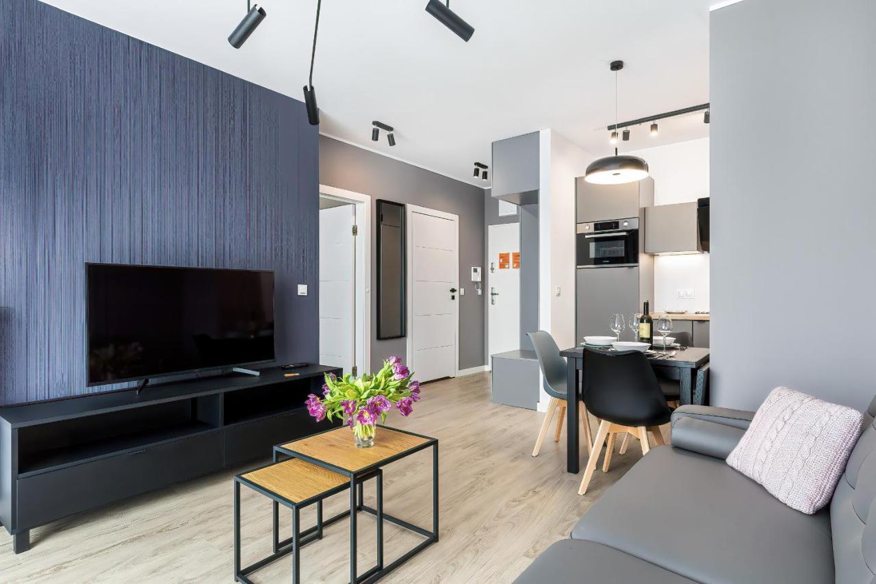 Modern City Center Apartments By Noclegi Renters Poznan Bagian luar foto