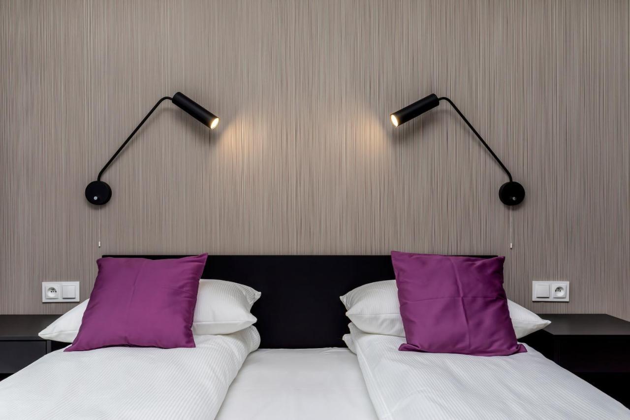 Modern City Center Apartments By Noclegi Renters Poznan Bagian luar foto