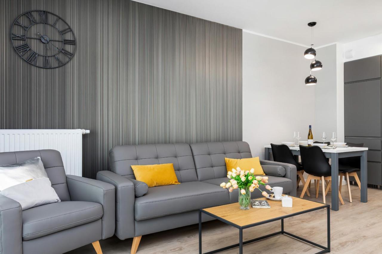 Modern City Center Apartments By Noclegi Renters Poznan Bagian luar foto